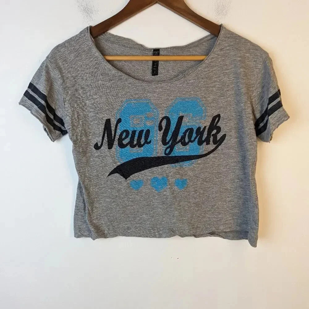 New York Cropped Tee Shirt - Small - Picture 2 of 7